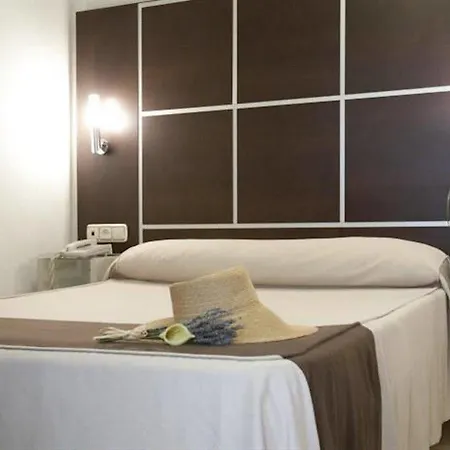 Girasoles By Maxi Hotel 2*